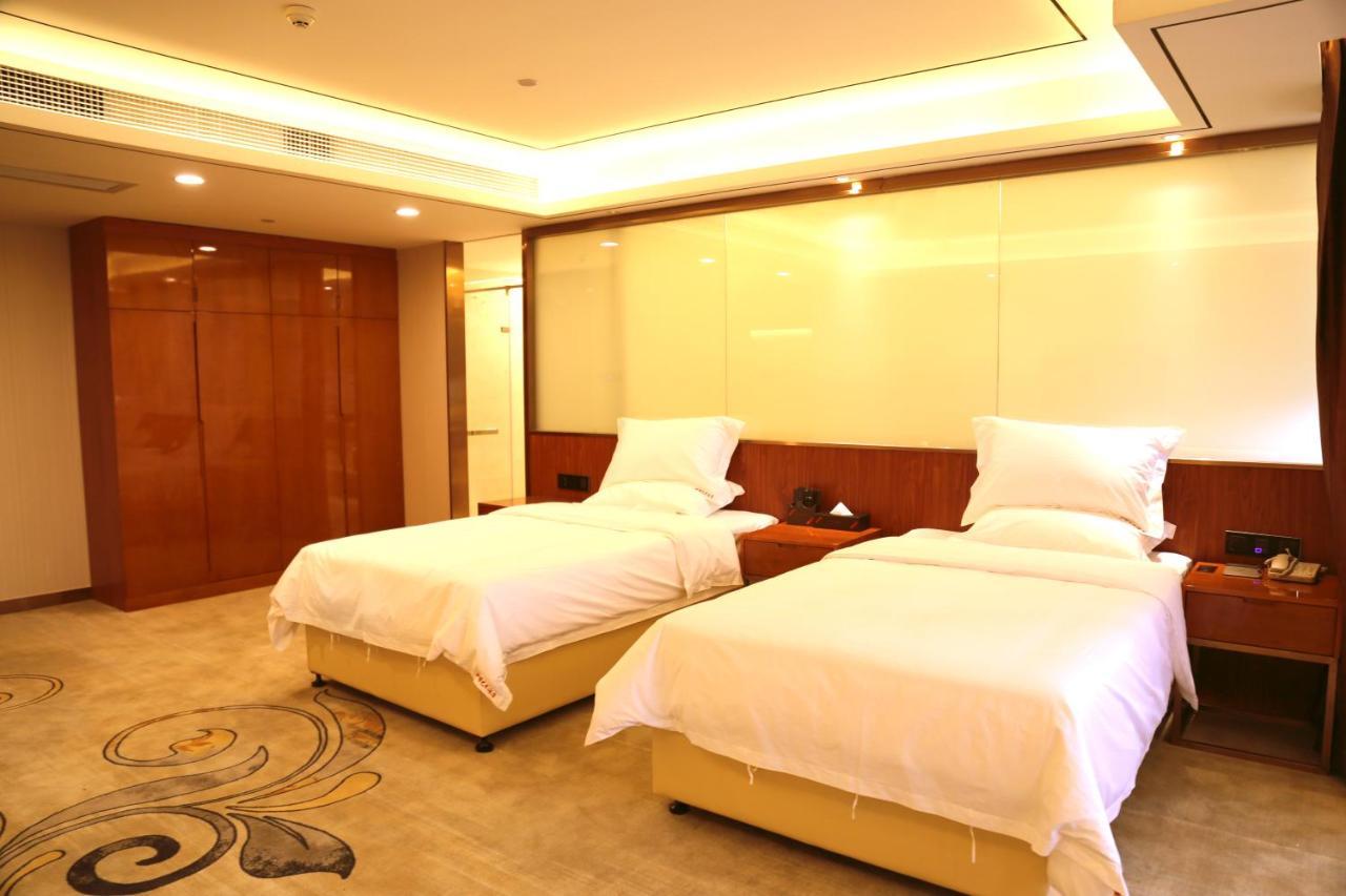 Zhongbo Art Hotel Guangzhou Exterior photo