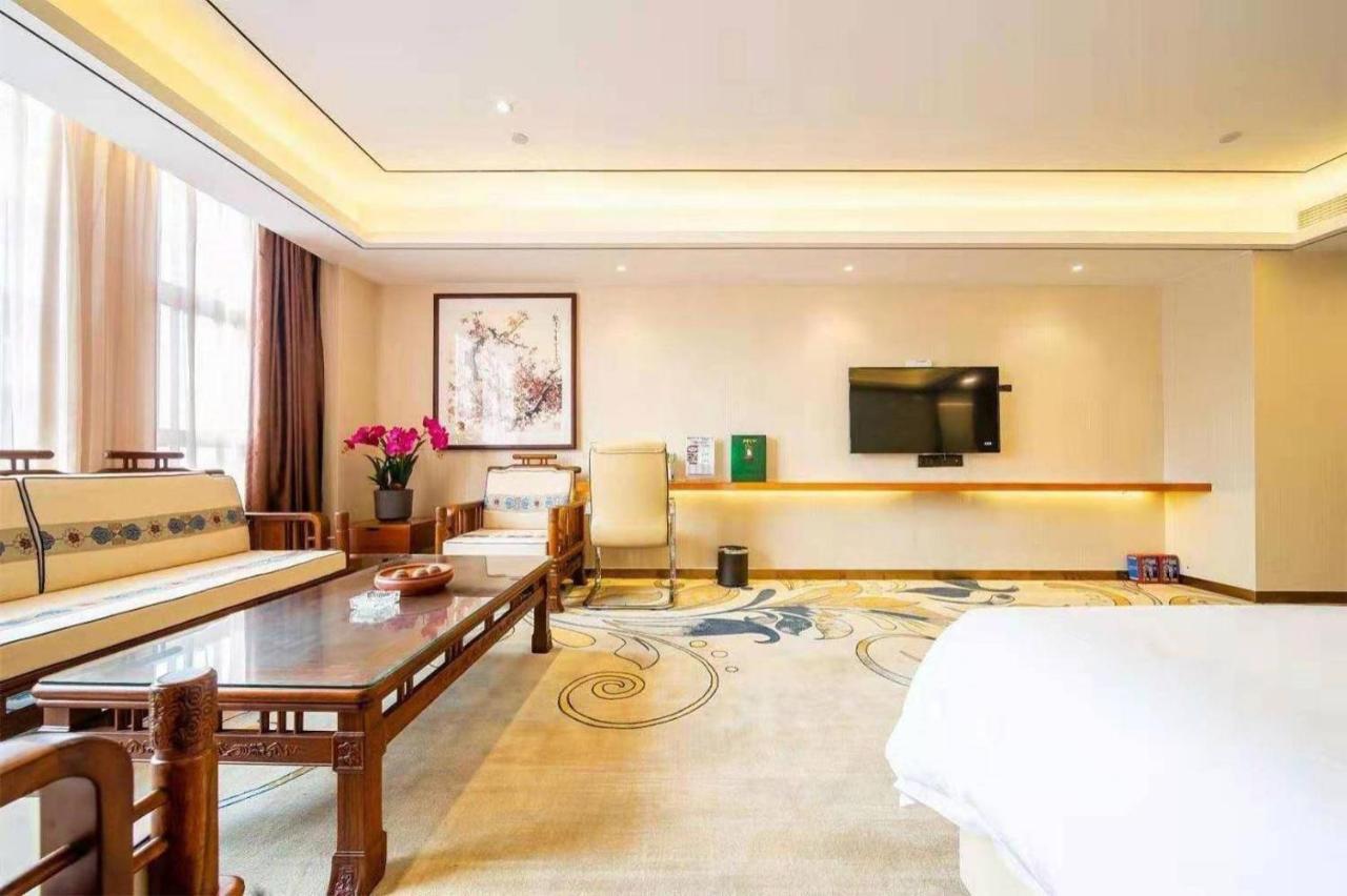Zhongbo Art Hotel Guangzhou Exterior photo